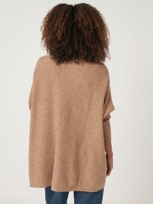 Poncho pull ample &agrave; col montan