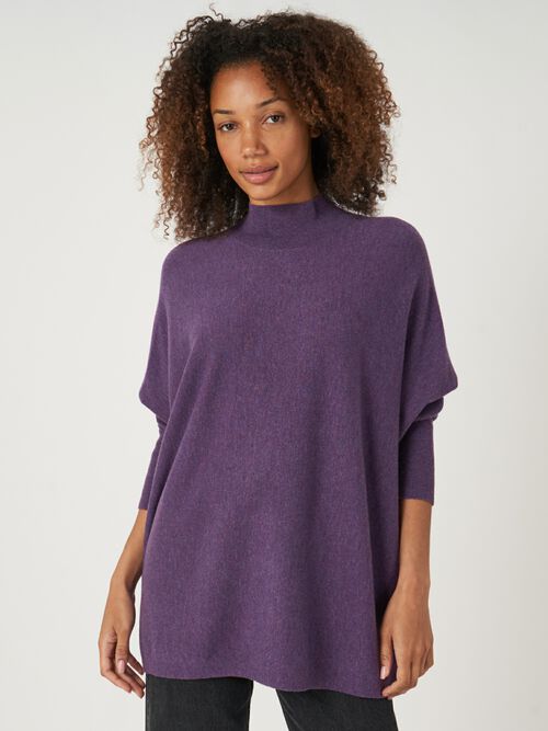 Oversized fijn gebreide poncho trui van  cashmere-mix 