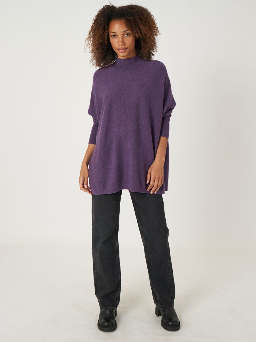 Oversized fine knit cashmere blend poncho sweater image number 4