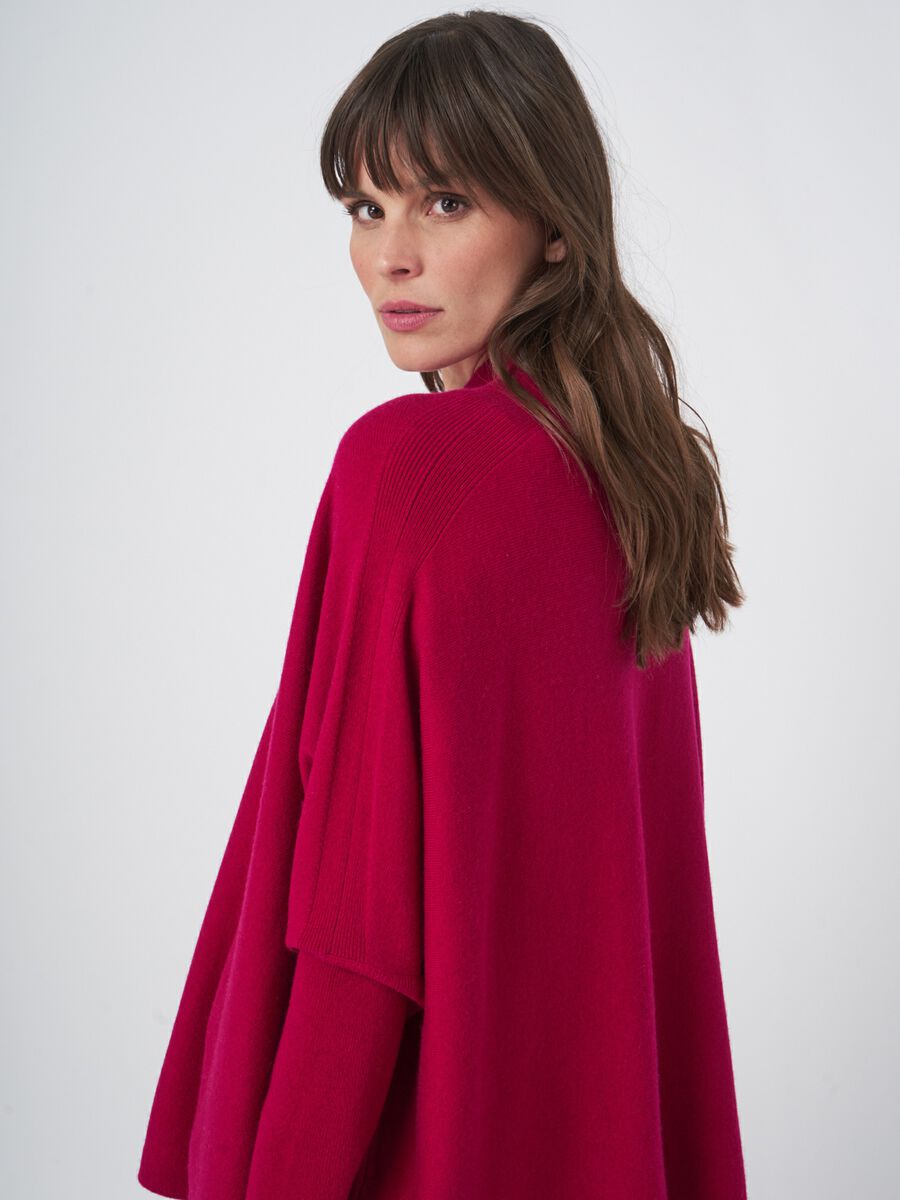 Poncho pull ample &agrave; col montan image number 5