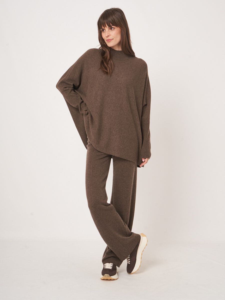 Oversized fine knit cashmere blend poncho sweater image number 7