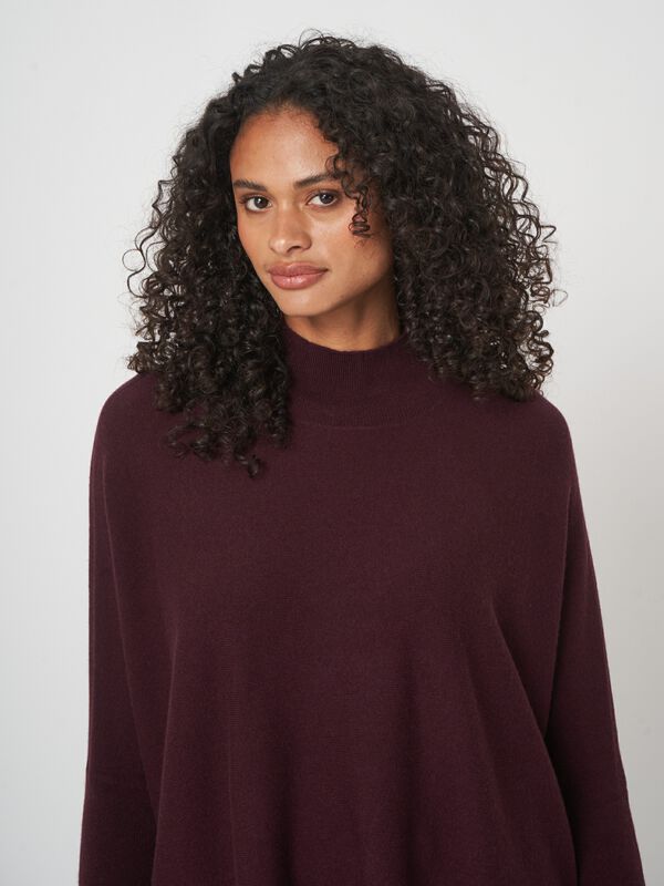 Oversized fine knit cashmere blend poncho sweater image number 3
