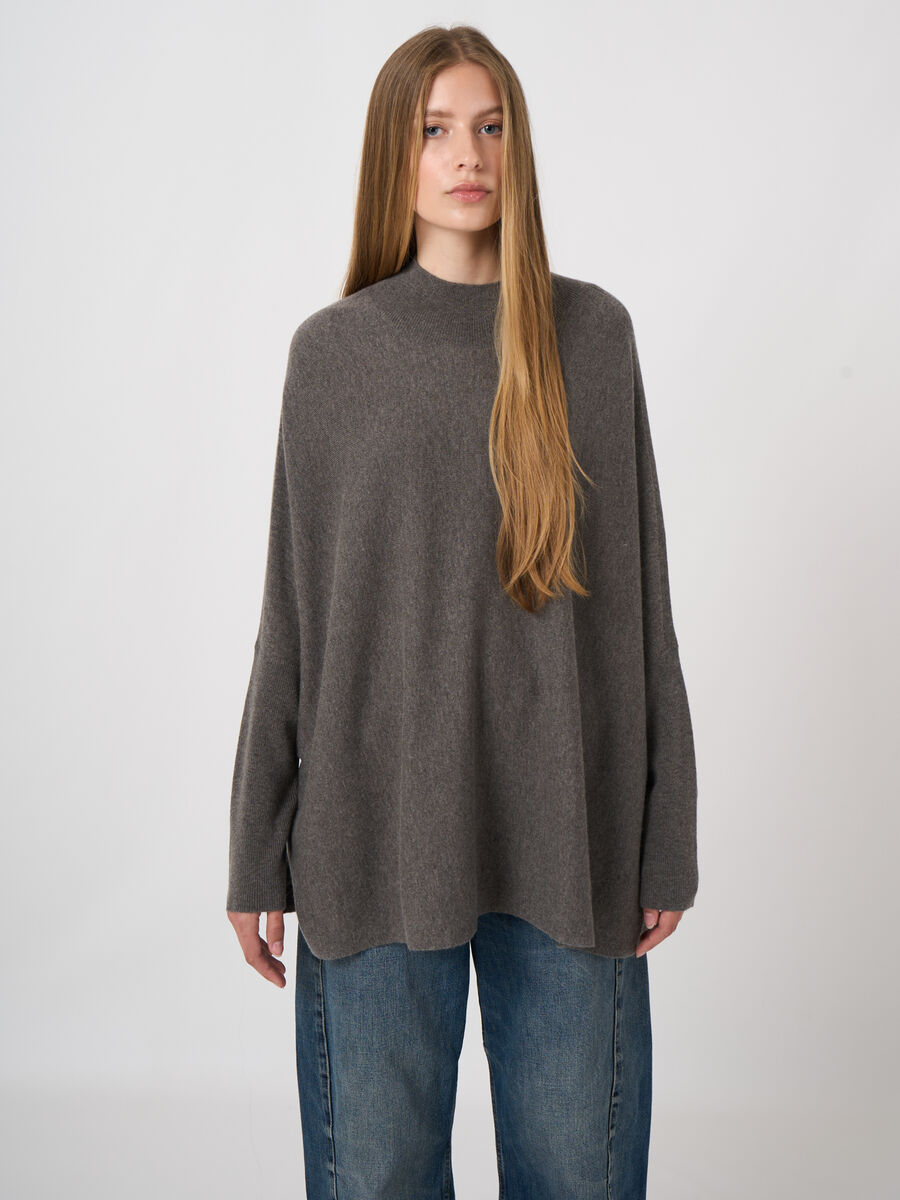 Oversized-Kaschmirmix-Pullover mit Stehkragen image number 3