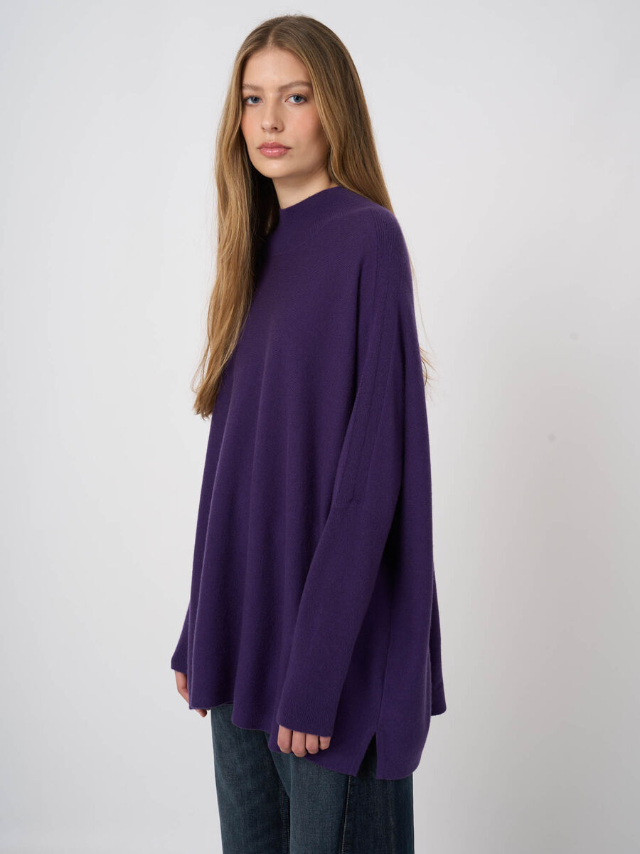 Oversized-Kaschmirmix-Pullover mit Stehkragen image number 0