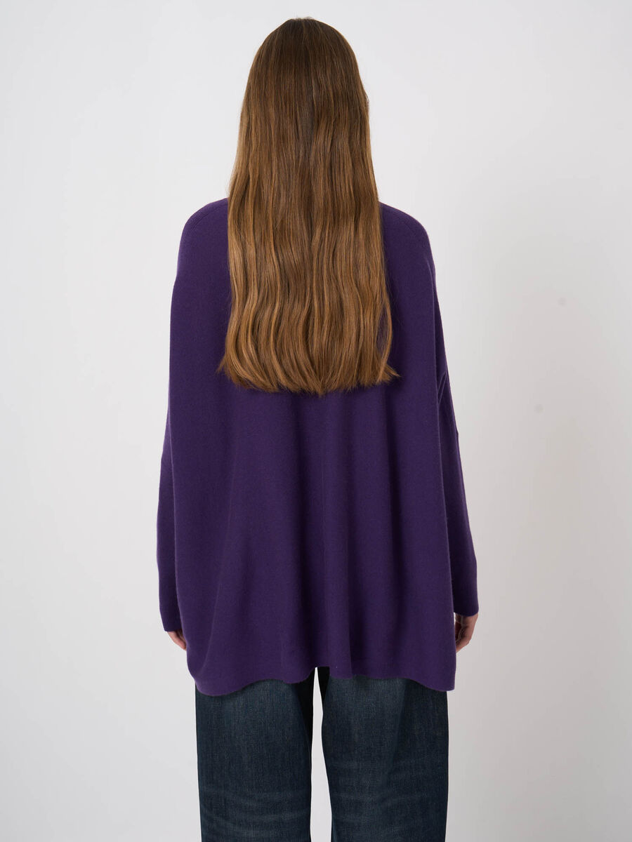 Oversized-Kaschmirmix-Pullover mit Stehkragen image number 5