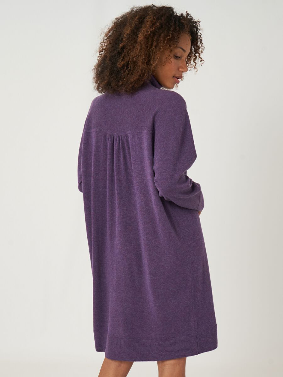 Locker gestricktes Kleid mit geripptem Stehkragen  aus Kaschmirmischung image number 6