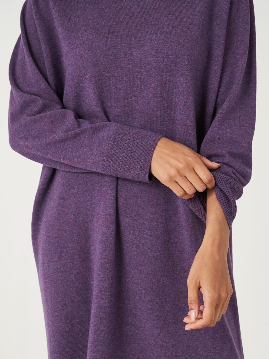 Locker gestricktes Kleid mit geripptem Stehkragen  aus Kaschmirmischung image number 7