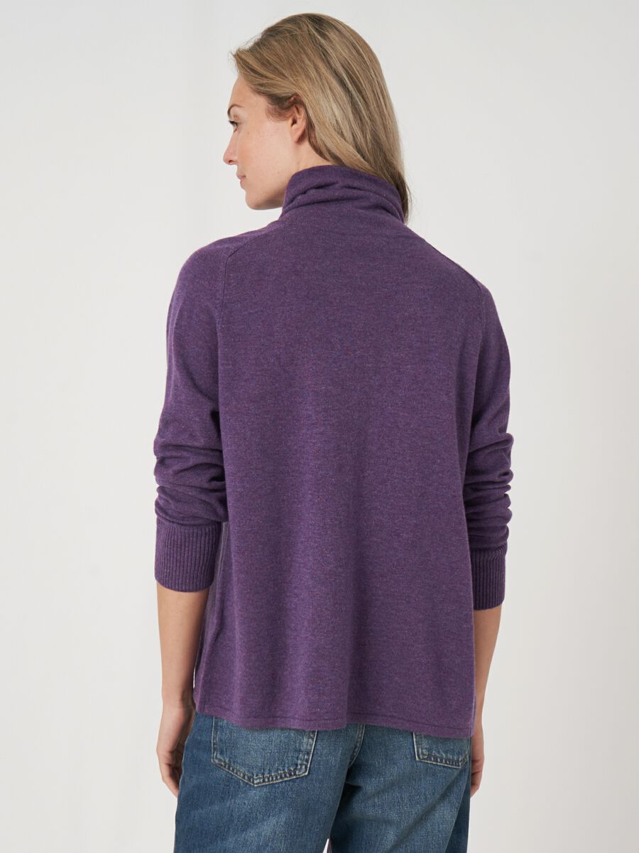 Cardigan asymétrique à franges en cachemire mélangé image number 1