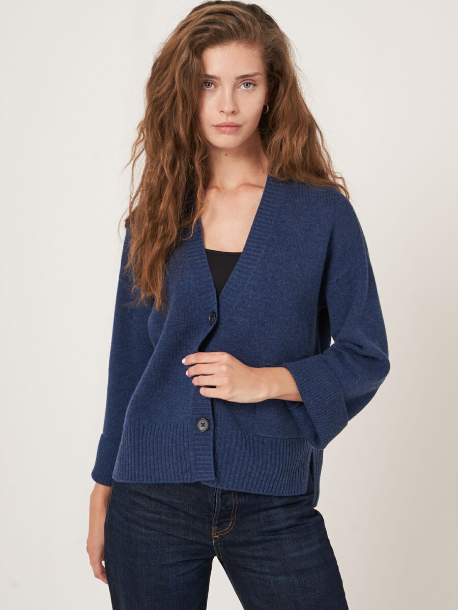 Cardigan with front pocket and wide sleeves with rib detail image number 0
