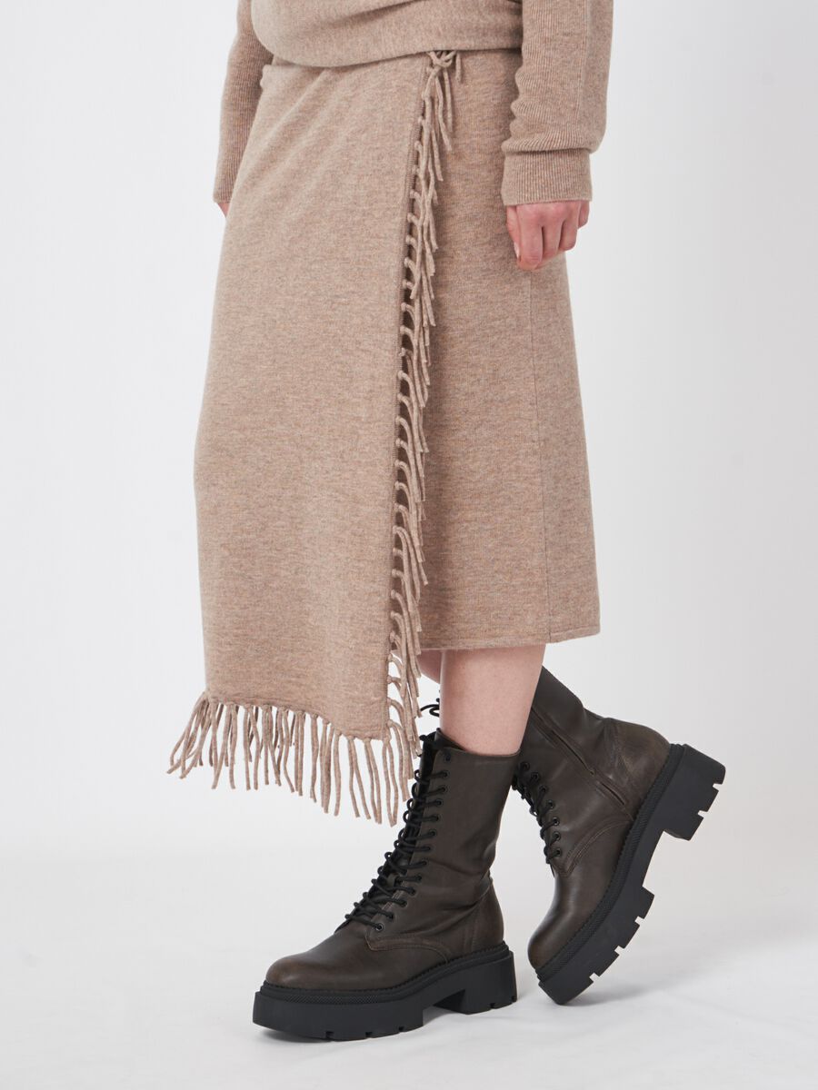 Gebreide rok met franjes van cashmere mix image number 2
