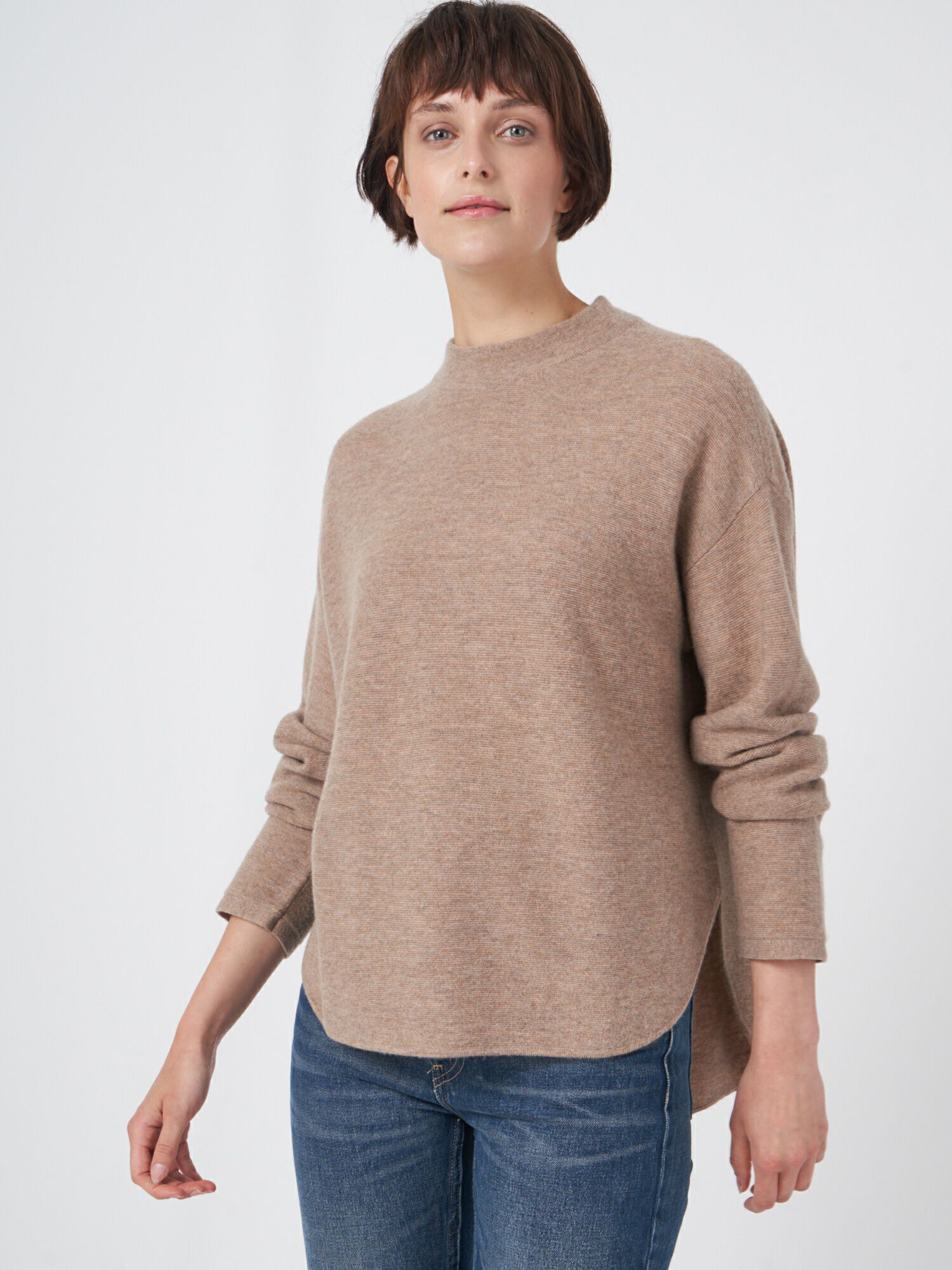 Women s Fine textured knit sweater with round hem REPEAT cashmere