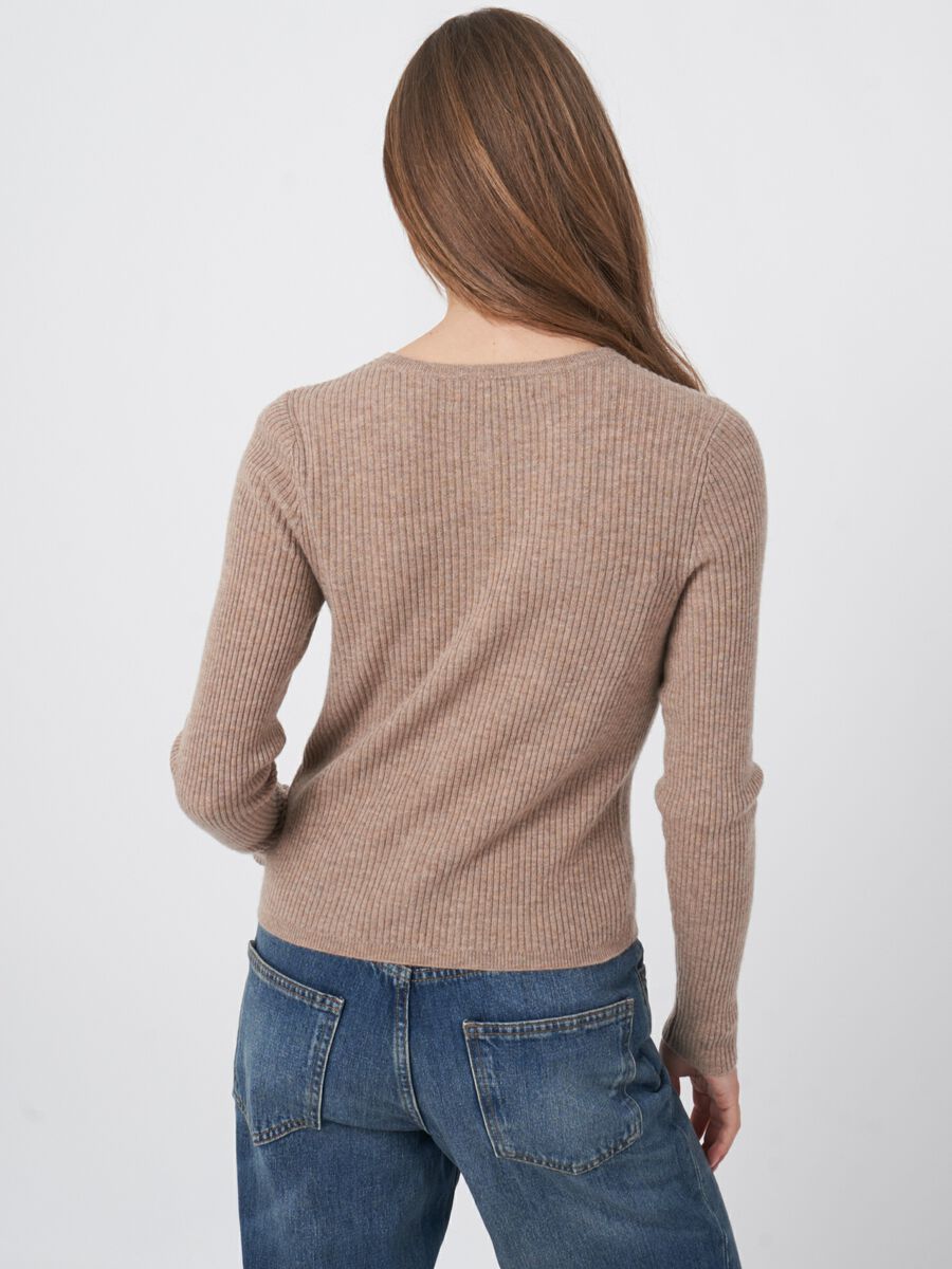 Ribgebreide cardigan van cashmere mix image number 5
