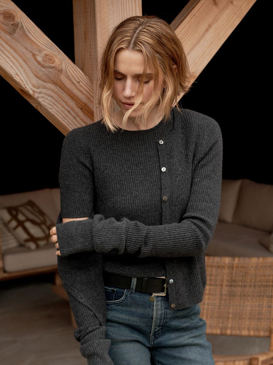 Pull côtelé à manches courtes en mélange de cachemire image number 7