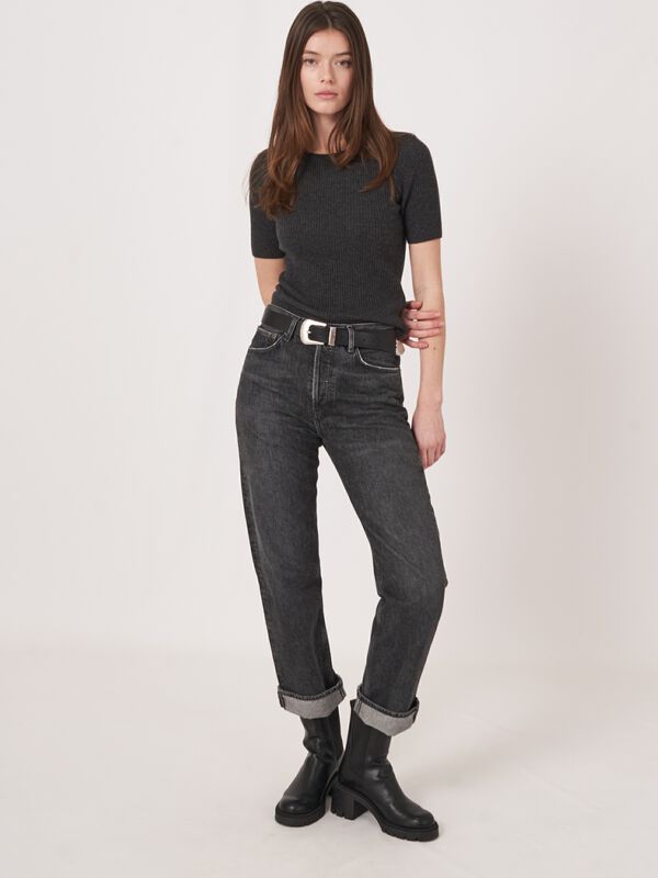 Geribde trui met korte mouwen van cashmere melange image number 5