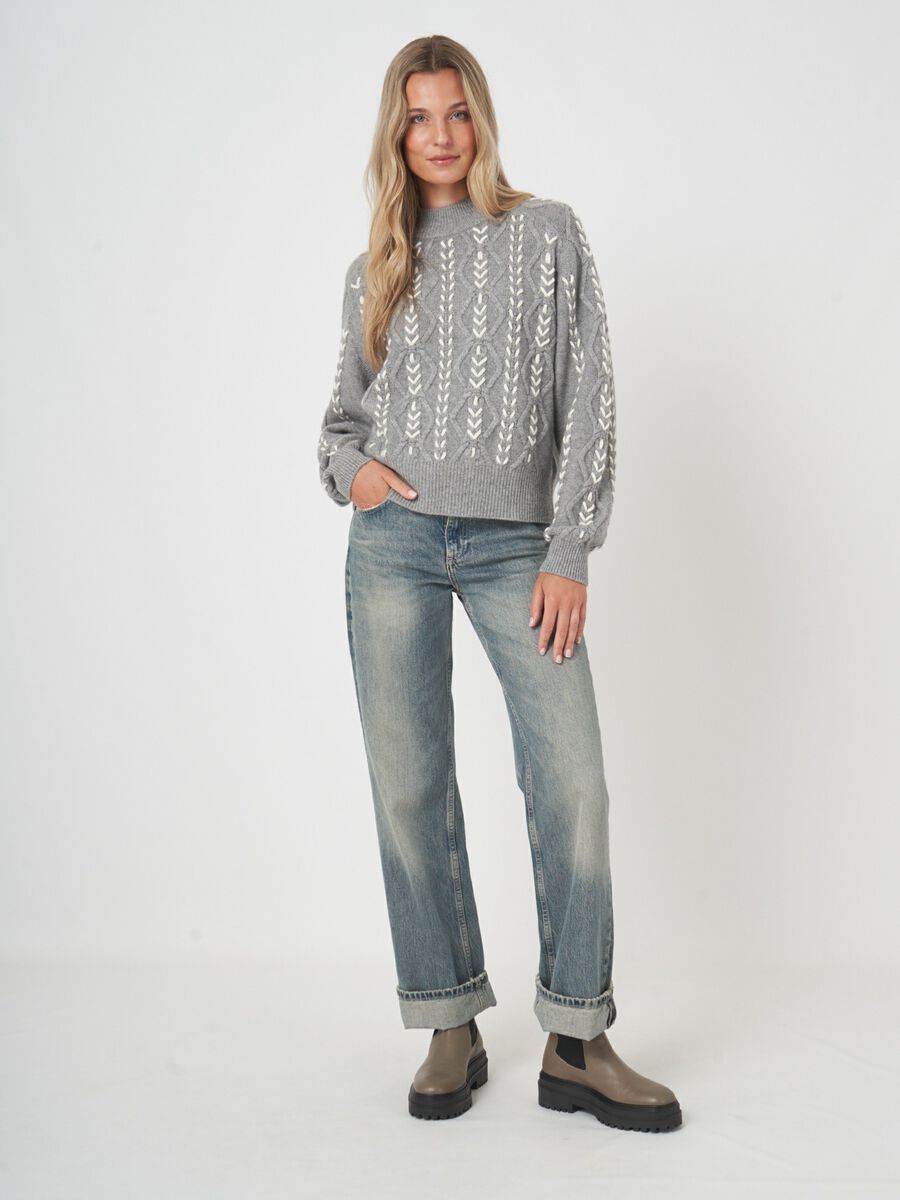 Multicolor cable sweater with hand embroidery image number 4