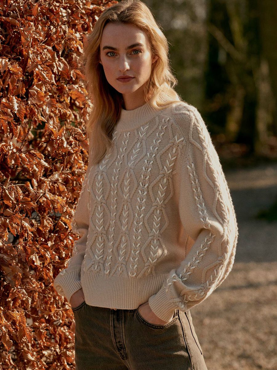 Multicolor cable sweater with hand embroidery image number 1