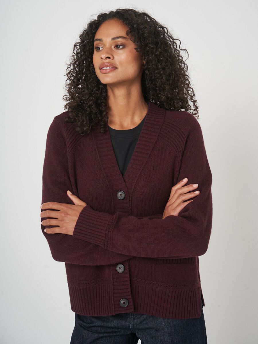 Kasjmiermix v-hals vest met rechte snit image number 4