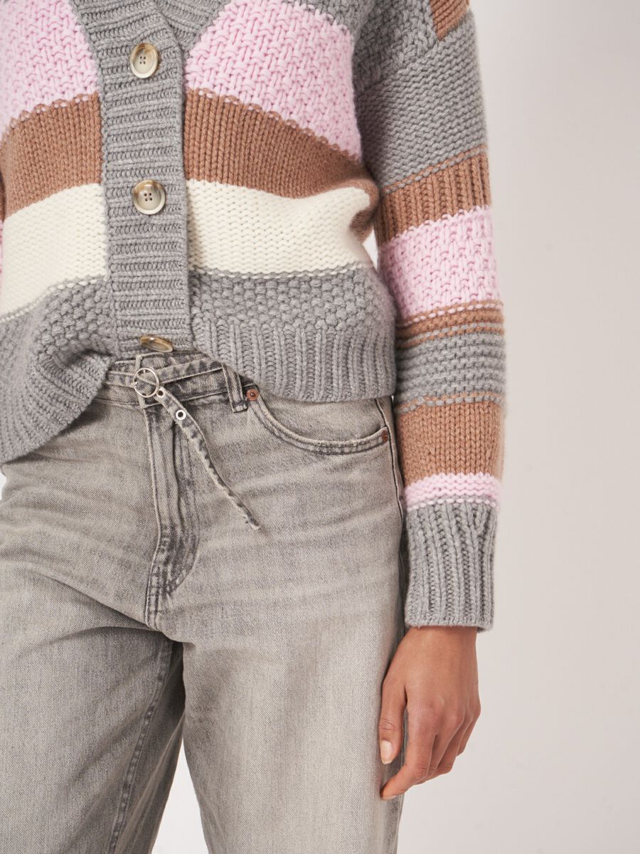 Chunky gebreid vest met strepen en gemengde texturen image number 3