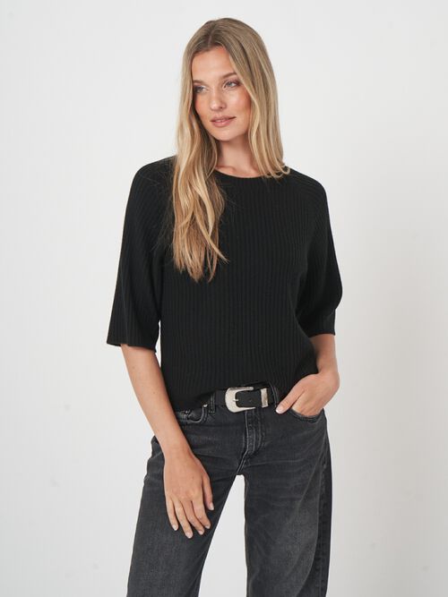 Cropped ribgebreide trui met relaxte pasvorm
