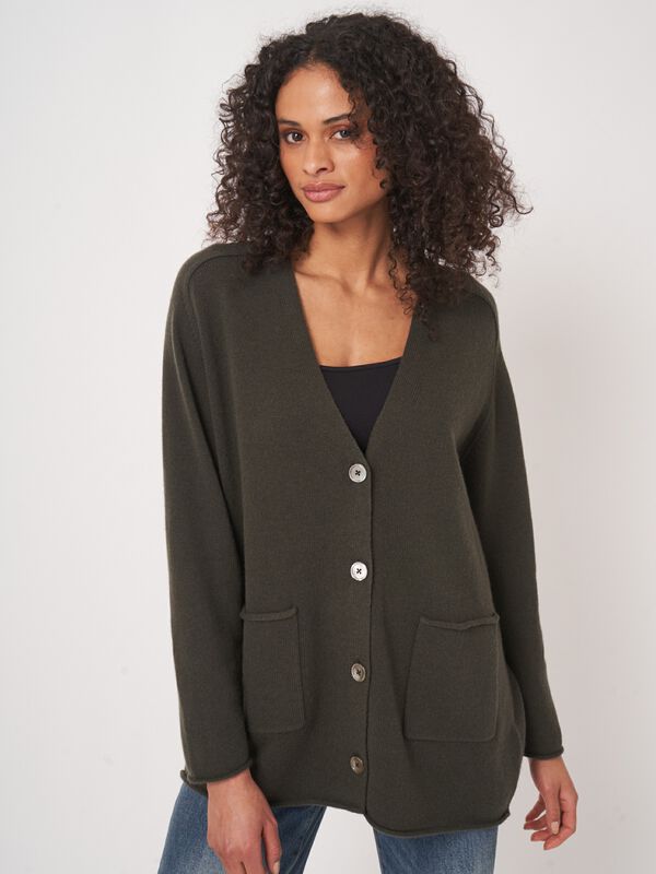 Lang en wijd kasjmier vest met v-hals image number 2