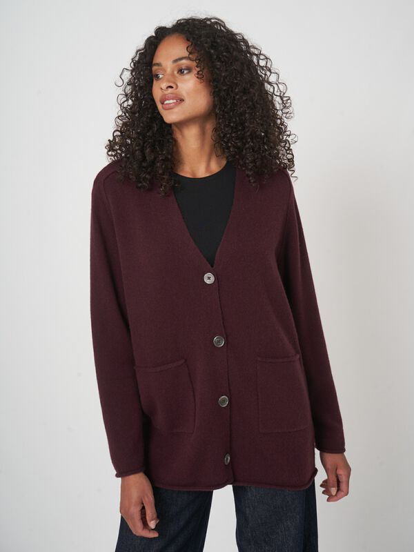 Oversized cashmere blend cardigan with front pockets image number 3
