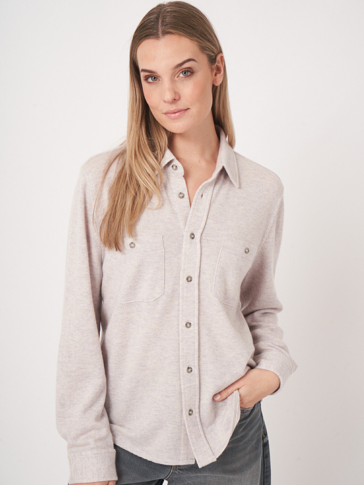 Kasjmier-wol blouse met casual fit en overhemdkraag afbeelding