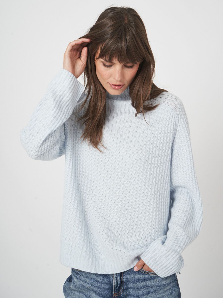 Rippstrickpullover mit Stehkragen aus Kaschmir-Mix image number 1