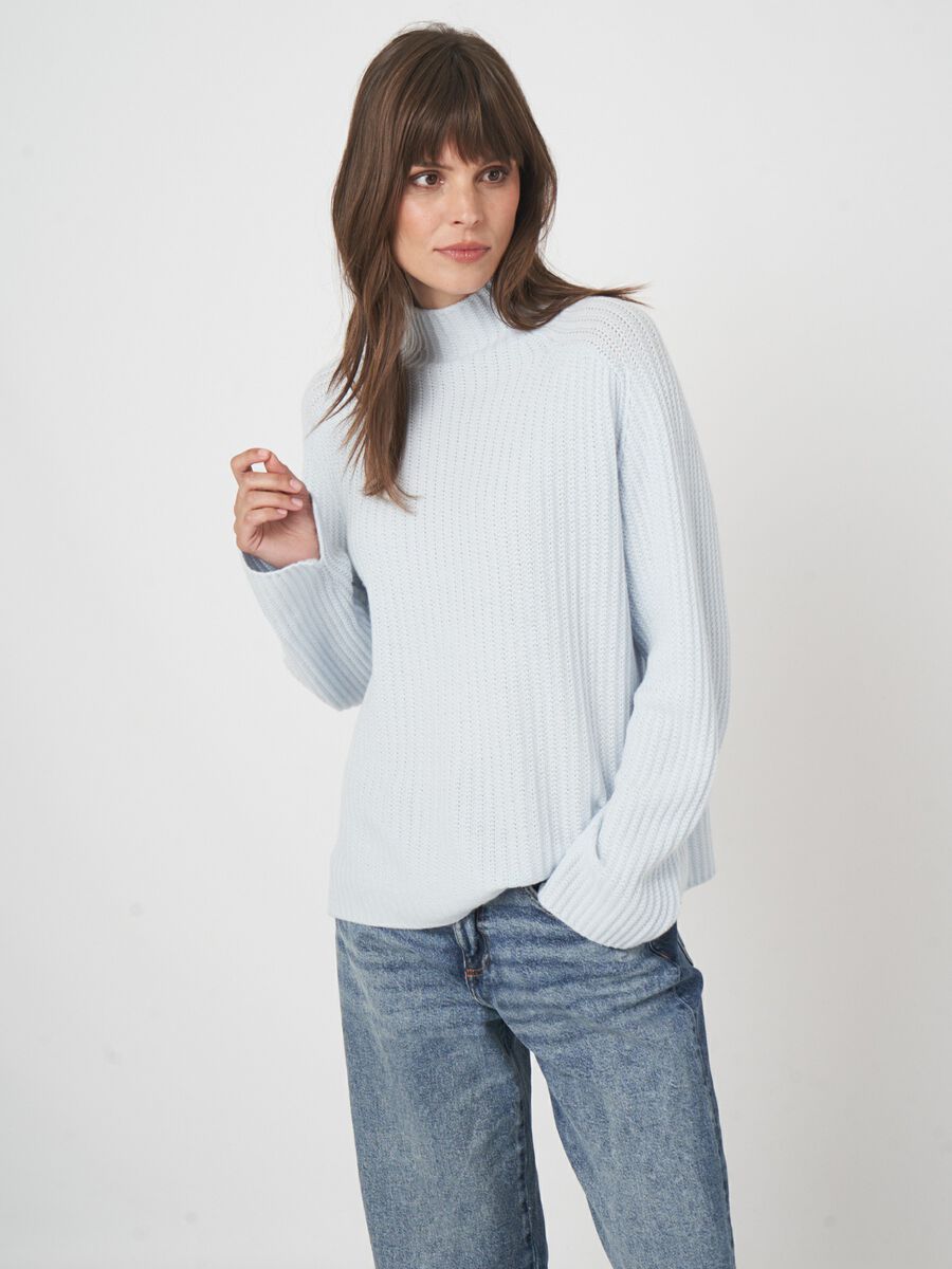 Rippstrickpullover mit Stehkragen aus Kaschmir-Mix image number 5