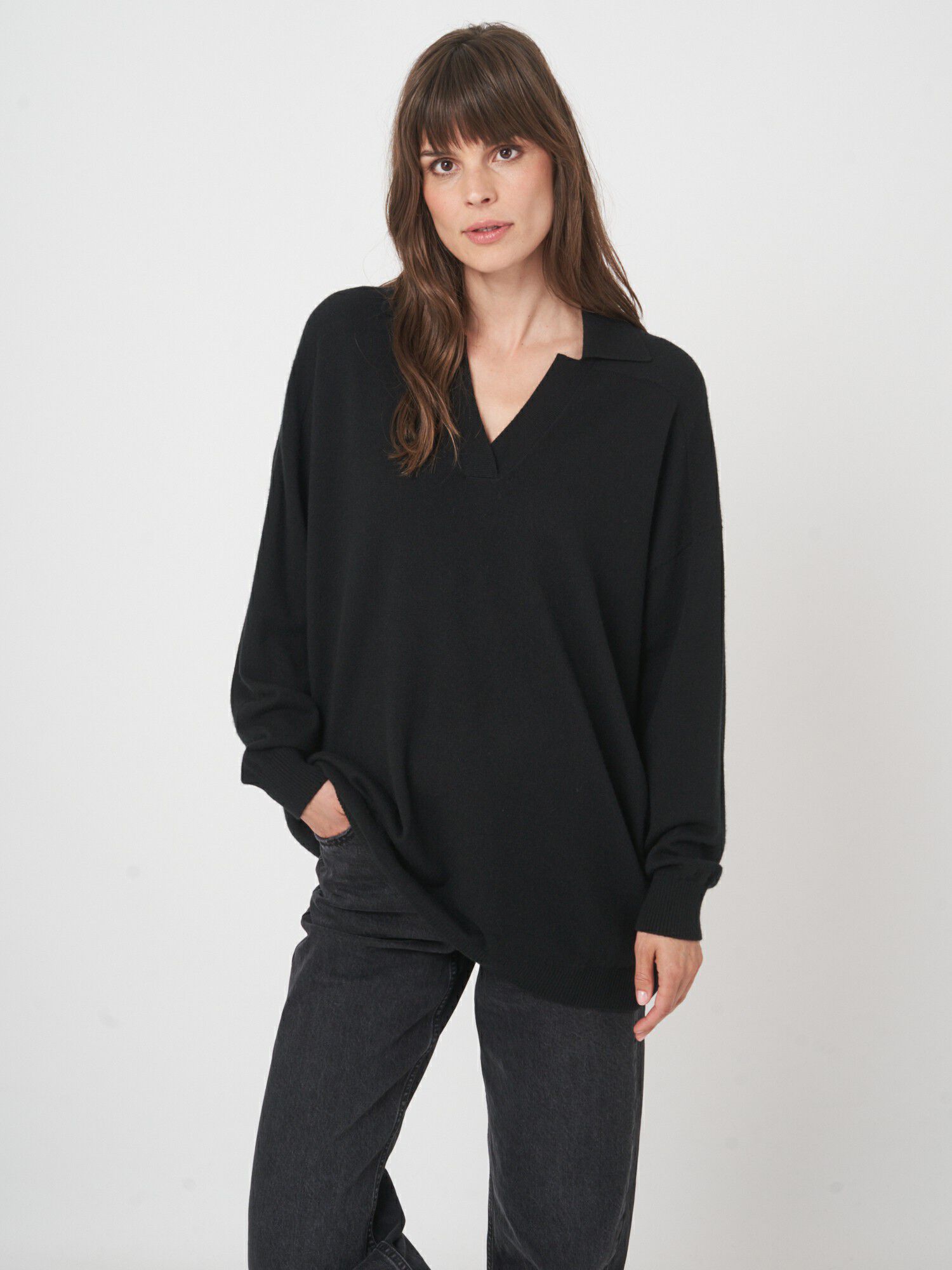 REPEAT cashmere Oversized kasjmiermix trui met polokraag