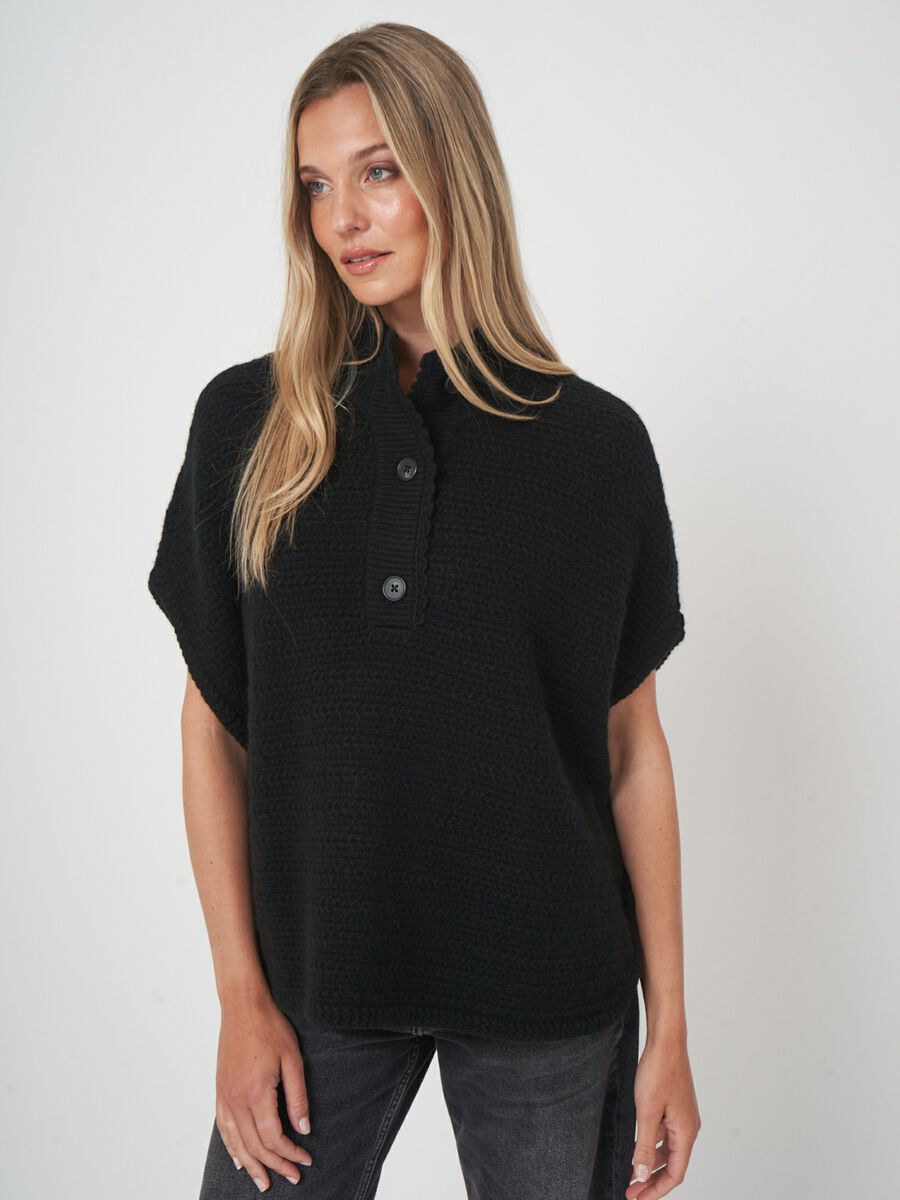 Textured knit poncho in cashmere blend image number 2