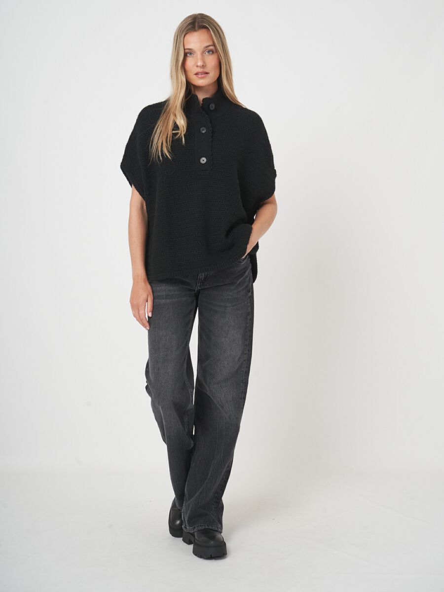 Textured knit poncho in cashmere blend image number 6