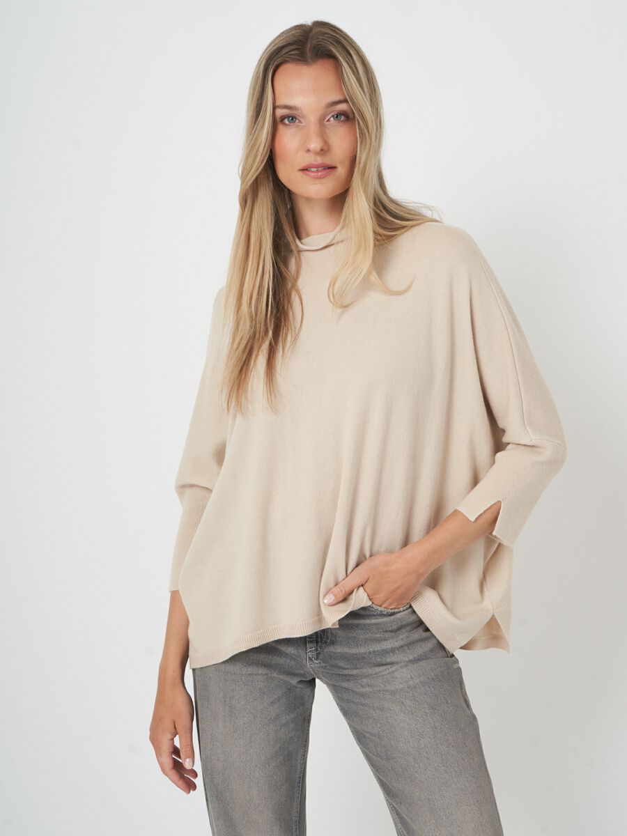 Poncho-Pullover aus Kaschmir-Mix mit weiter Passform image number 0