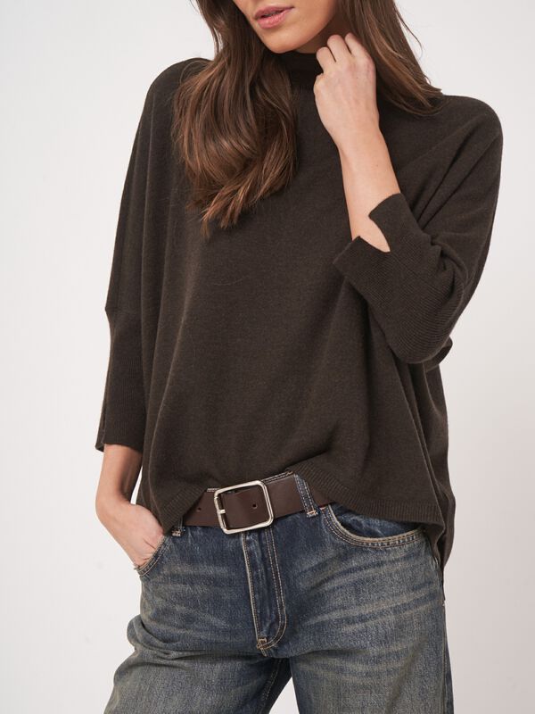 Poncho-Pullover aus Kaschmir-Mix mit weiter Passform image number 1