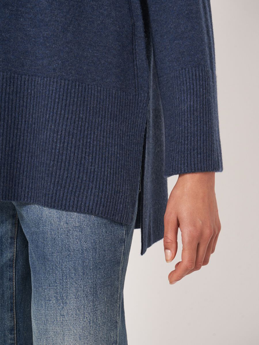 Kaschmir-Mix-Pullover mit Rollkragen und A-Linien-Design image number 3