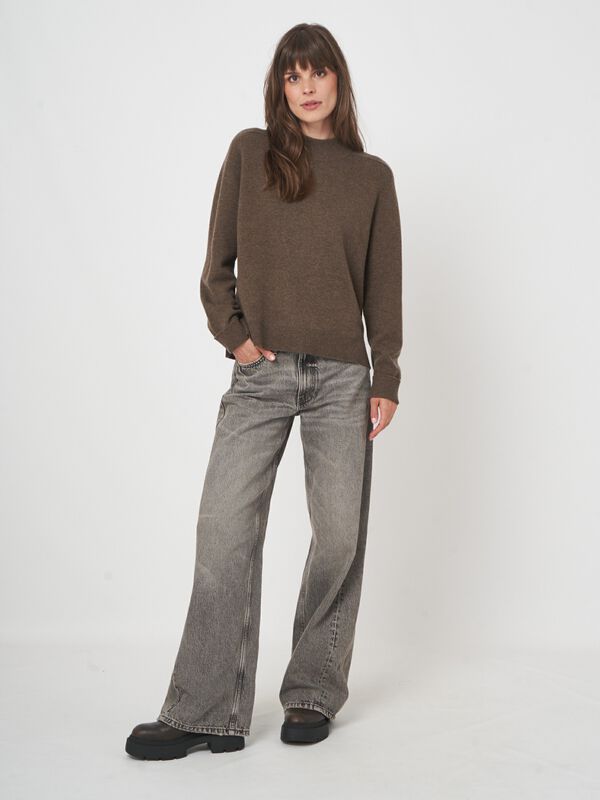 Luxe terry knit pullover met klassieke snit image number 7