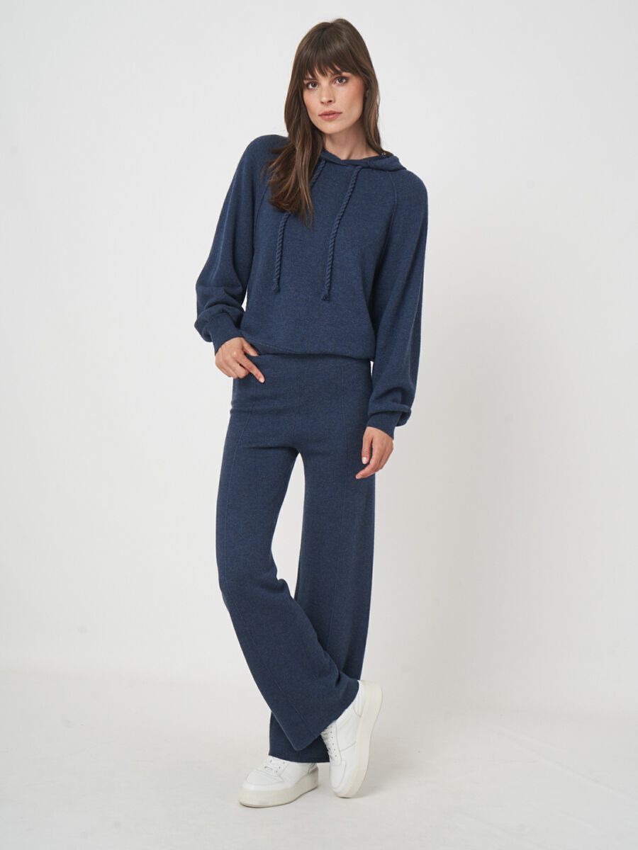 Weite Loungehose aus Terry-Strick image number 2