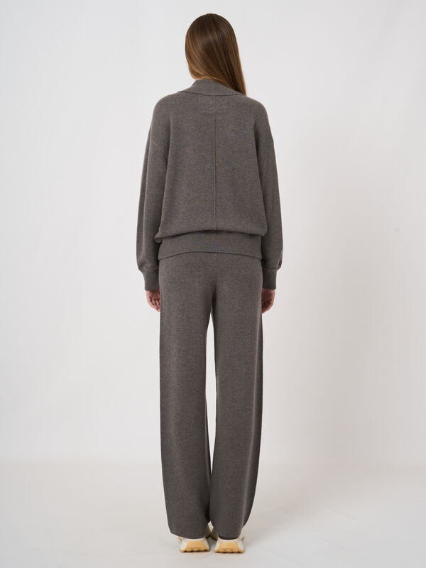 Kaschmirmix-Terry-Strickhose mit weitem Bein image number 3