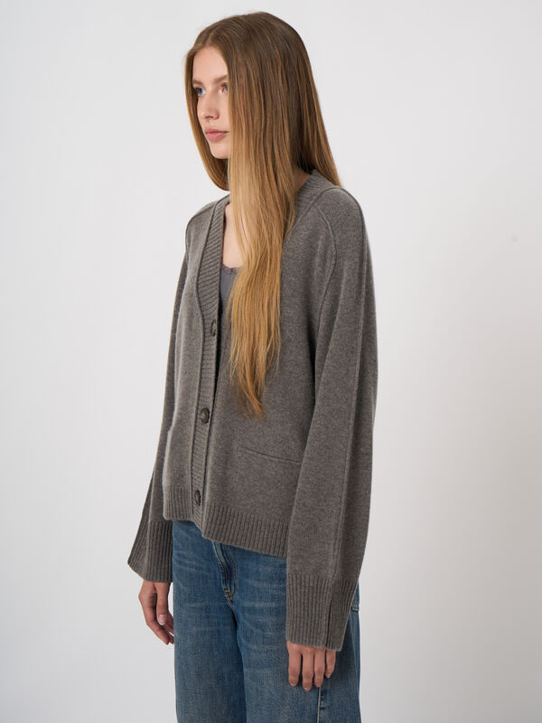 Kaschmirmix-A-Linien-Strickjacke mit Rollkanten image number 2