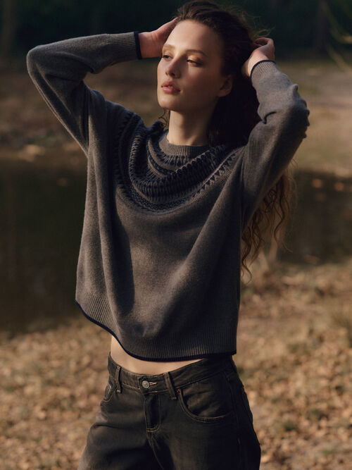 Wool-Cashmere Fine-Knit Sweater with Intarsia Yoke