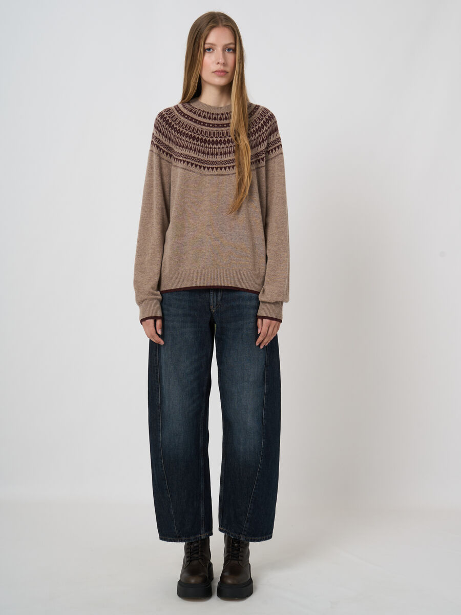 Wool-Cashmere Fine-Knit Sweater with Intarsia Yoke image number 3