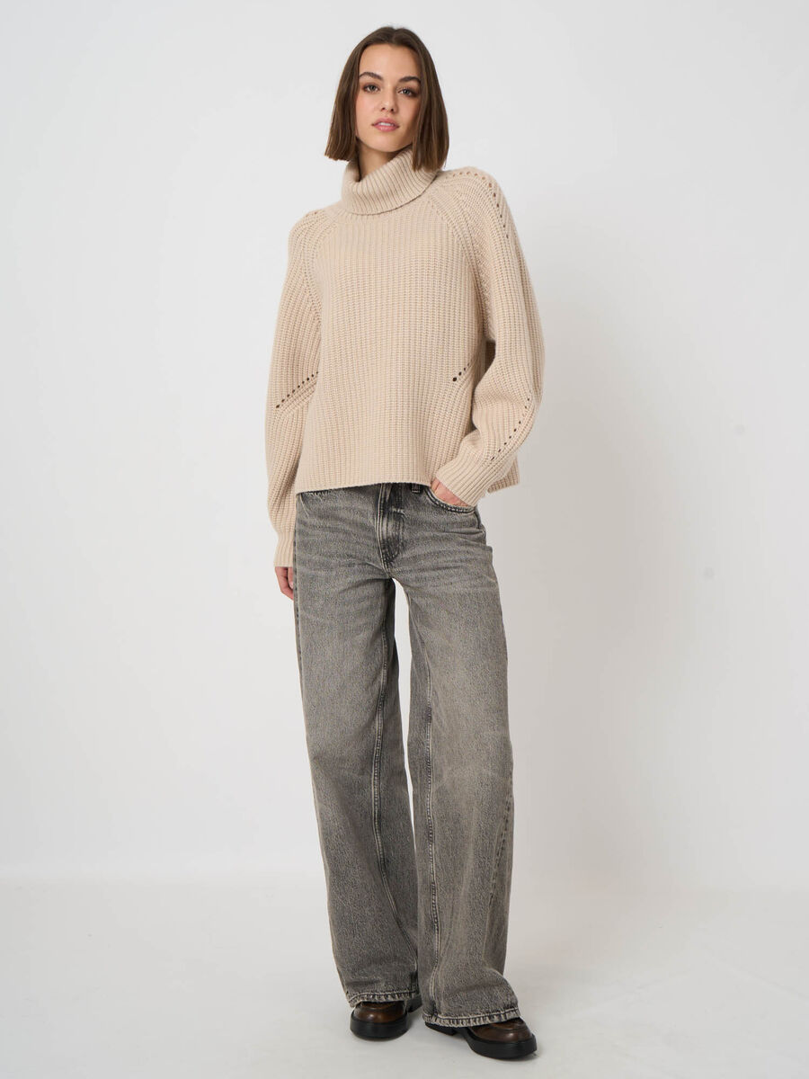 Woll-Kaschmir-Rippstrickpullover mit Rollkragen image number 10