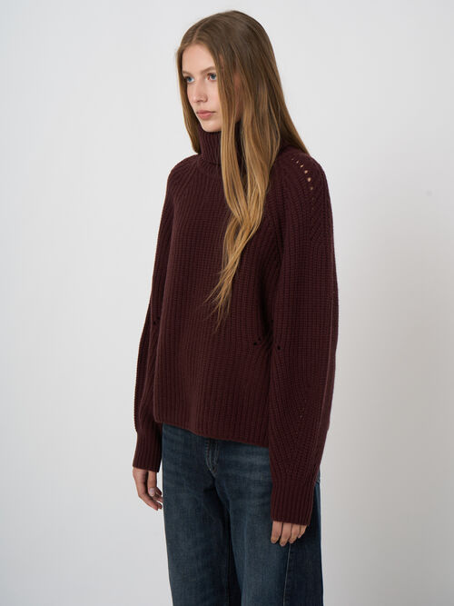 Pull col roul&eacute; laine-cachemire en maille c&ocirc;tel&eacute;e
