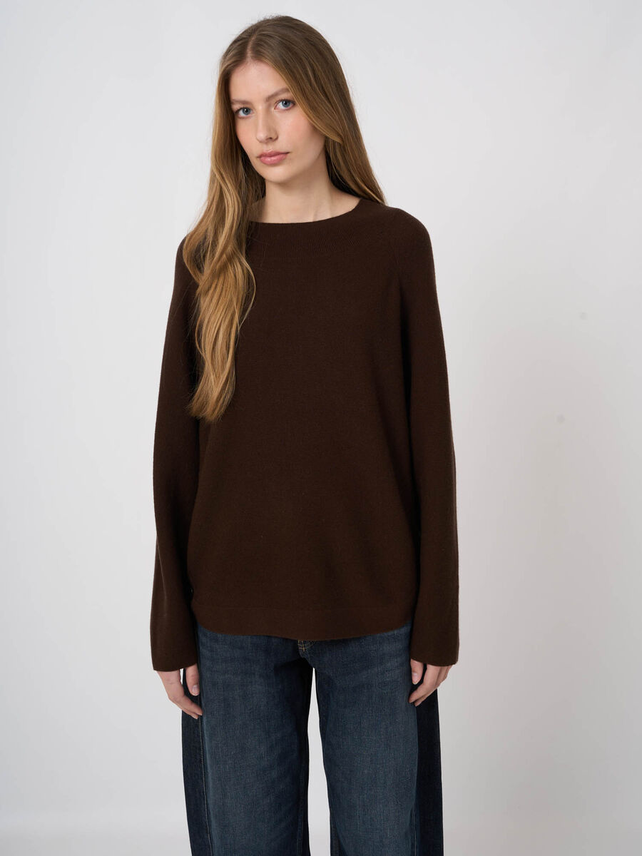 Woll-Kaschmir-Rippstrickpullover mit U-Boot-Ausschnitt image number 4