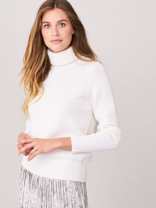 Chunky knit merino wool turtleneck