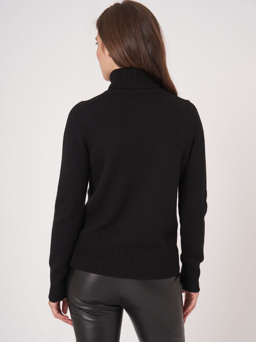 Chunky knit merino wool turtleneck