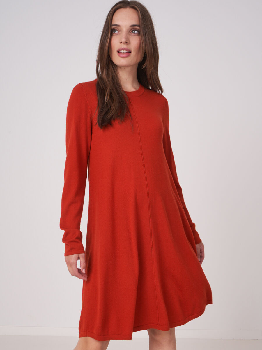 Robe a-line en laine mérinos — élégance réchauffante image number 57