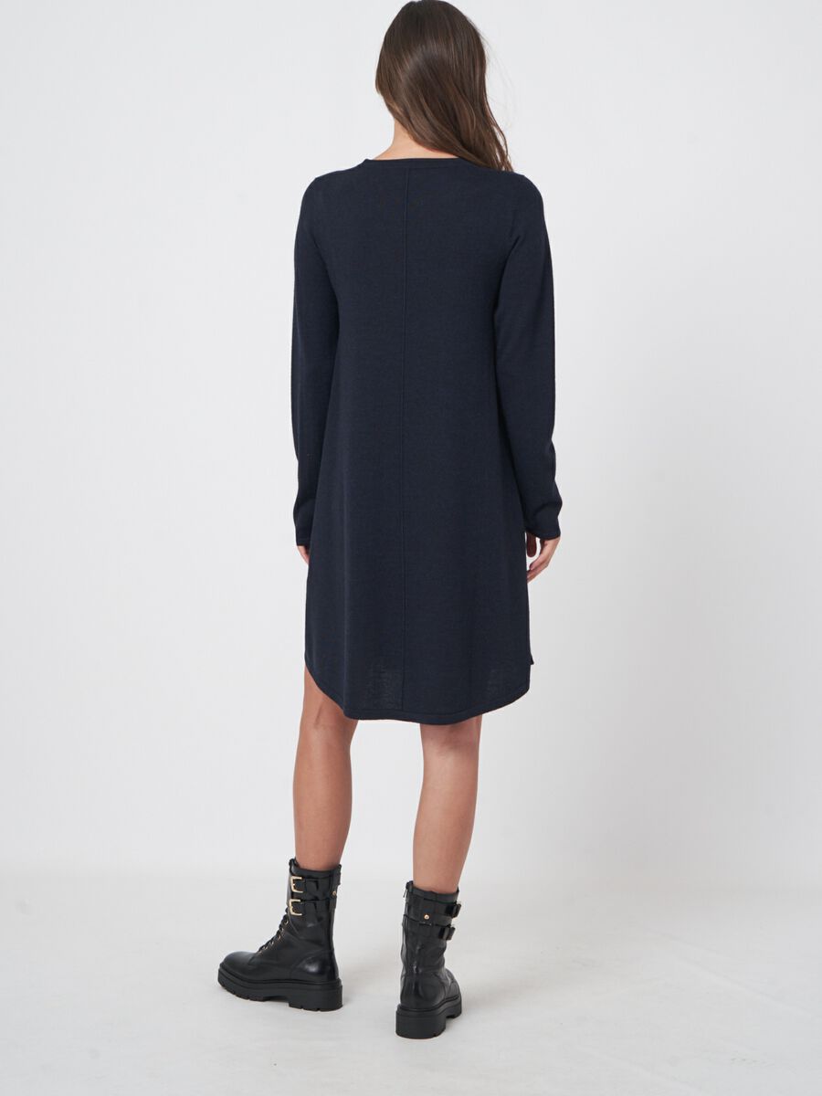 Robe a-line en laine mérinos — élégance réchauffante image number 21