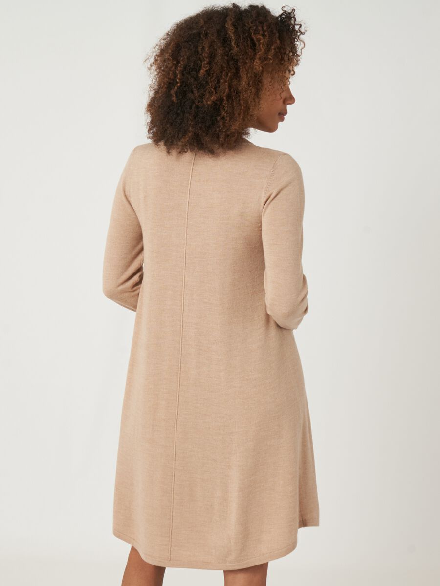 A-Linien-Strickkleid aus Merinowolle image number 1