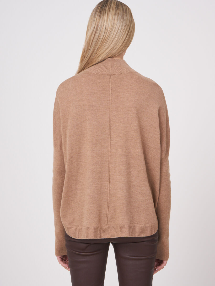 Trui van merinowol met ronde zoom en geribde mouwen image number 1