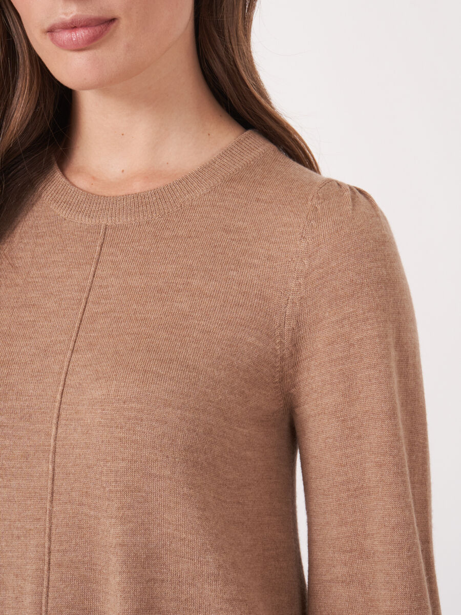 A-line merino wool dress with puff sleeves image number 2